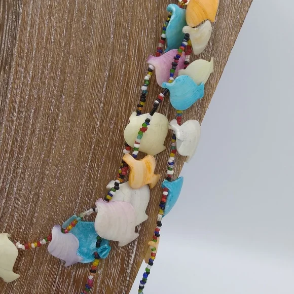 Pastel Dyed Seashell Fish Colorful Multi Strand Seed Bead Necklace 27" Vintage - Picture 6 of 14